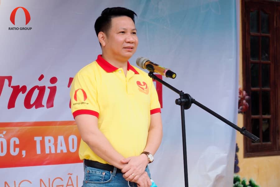 Bác sĩ Võ Thành Trung trong chương trình “Kết nối nụ cười trái tim 11” tới Huyện Ba Tơ – Tỉnh Quảng Ngãi